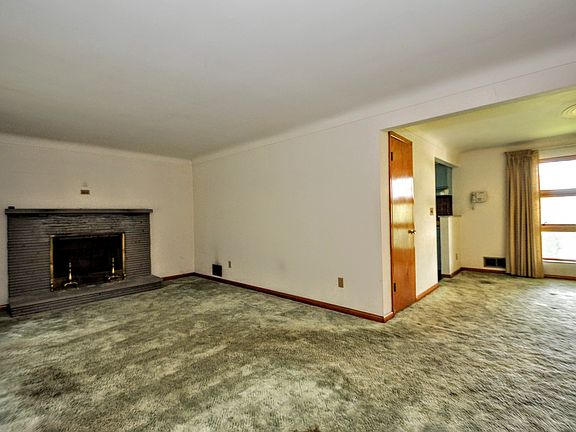 5th image of 115 Franklin Dr