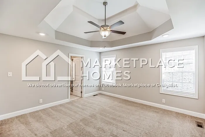 534 Somerset Ln — Photo 12