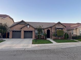 2363 E Pinehurst Ave, Fresno, CA