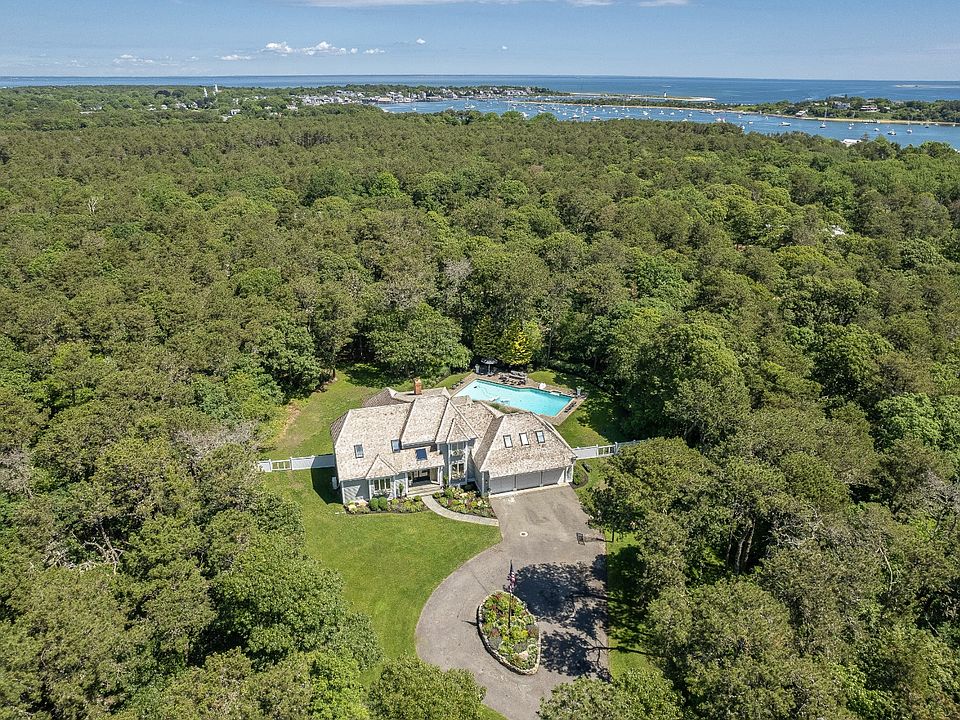 1st image of 16 Witchwood Ln