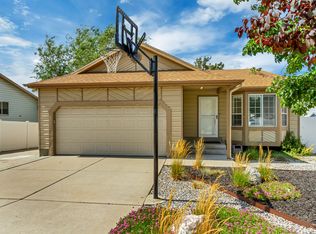 8138 S Angel St, Sandy, UT 84070