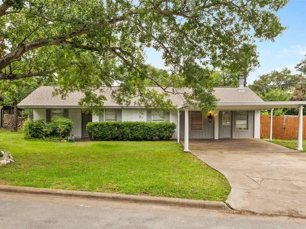 1101 Skrivanek Dr, Bryan, TX 77802