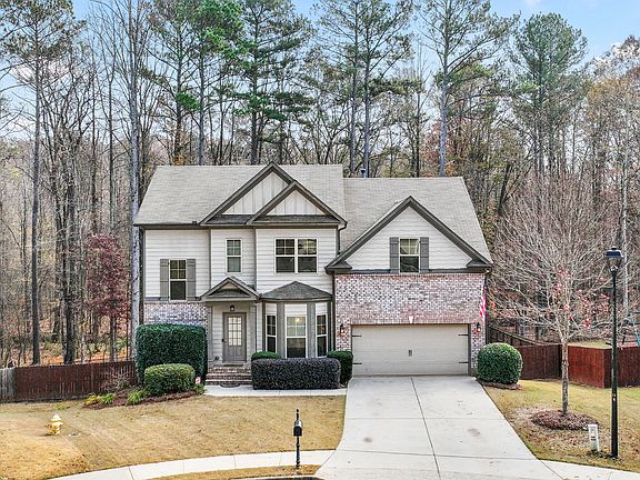 2nd image of 816 Mimosa Way