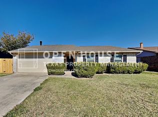 5524 Russell Dr, The Colony, TX 75056