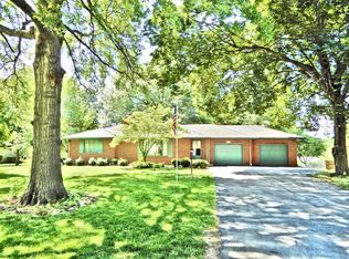 12 Ridgeland Rd, Country Club, MO 64505