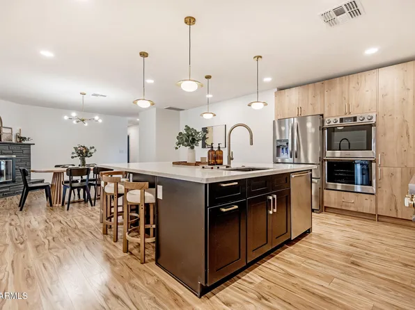 7018 N 13TH Street, Phoenix, AZ 85020