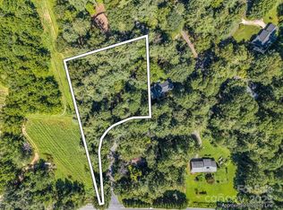 Ann Dr, Hendersonville, NC 28739