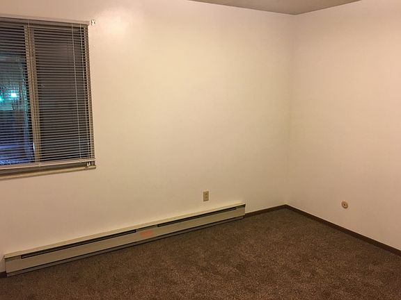 4th image of 23 Arlene Ave APT 4