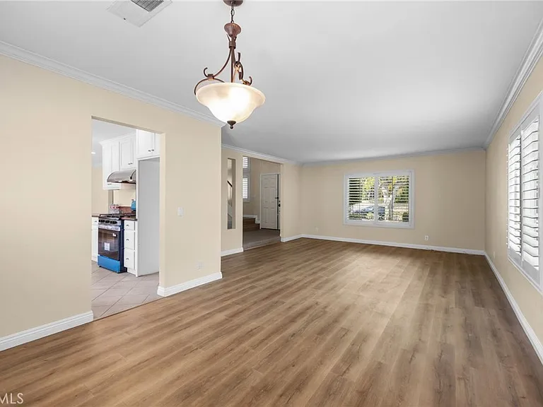 23239 Forest Canyon Dr — Photo 6