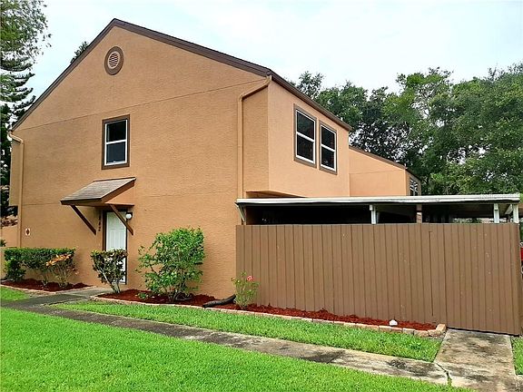 4th image of 1842 Clearbrooke Dr