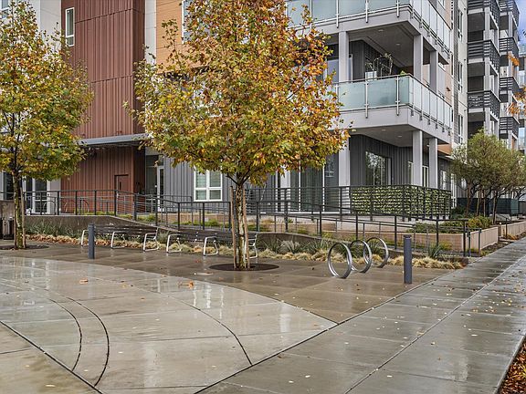 3rd image of 45128 Warm Springs Blvd #203