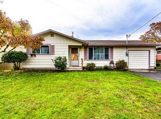 2005 L St, Springfield, OR 97477