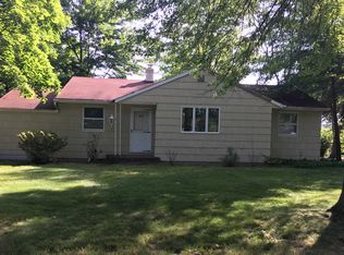 211 W Midland Ave, Paramus, NJ 07652