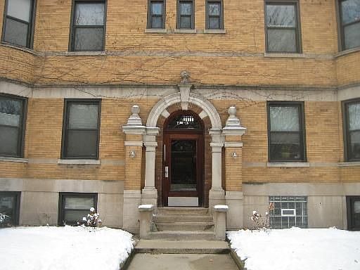 1st image of 3508 N Greenview Ave #P-3