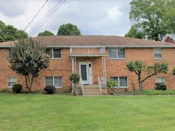 240 Center St #3, Struthers, OH 44471
