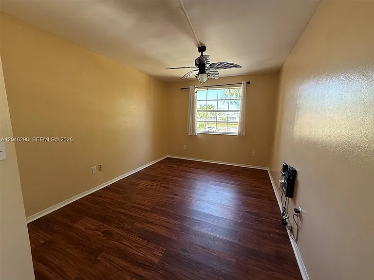 2512 SE 19th Pl #206-A — Photo 8