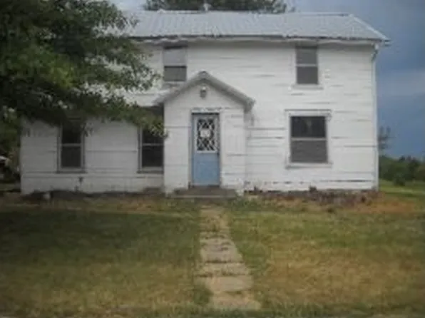 600 S 2nd St, Montezuma, IA 50171