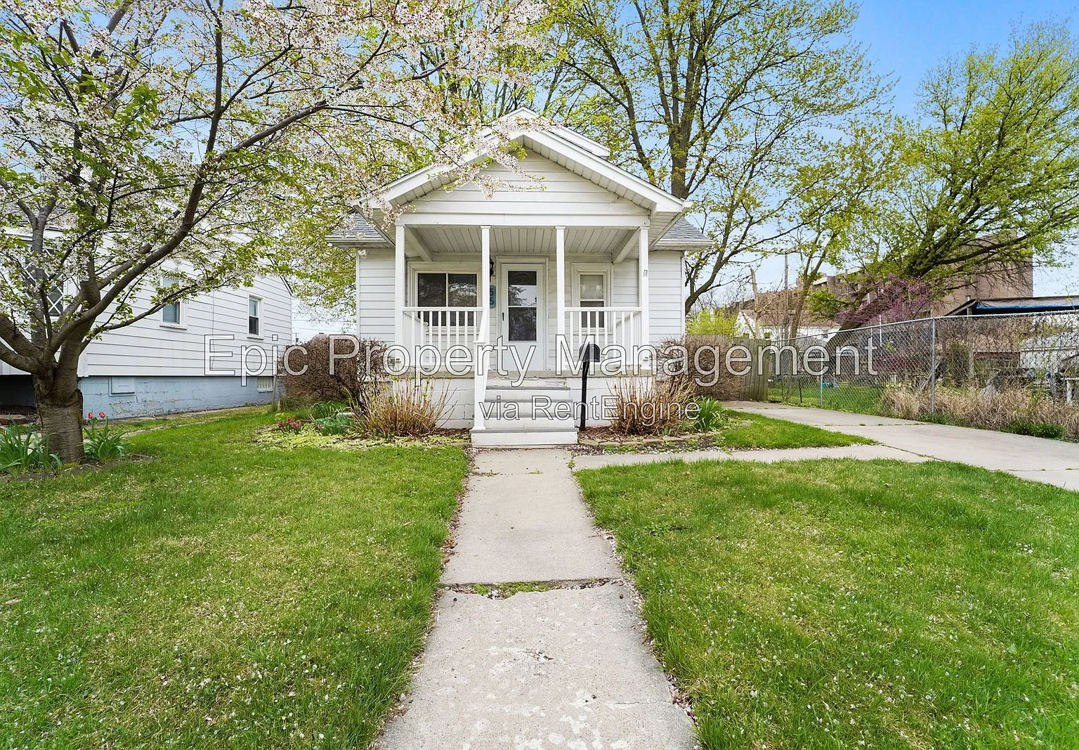 3 bed, 1.0 bath, $1,545 — Photo 1