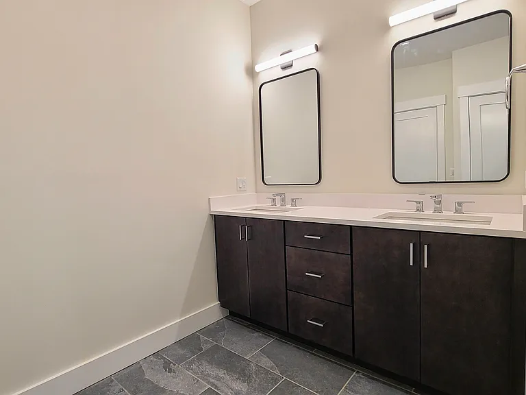 64 Aiken St #304 — Photo 32