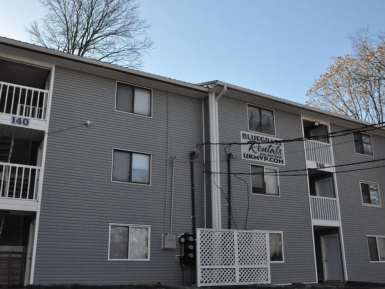 140 Gazette Avenue — Photo 15