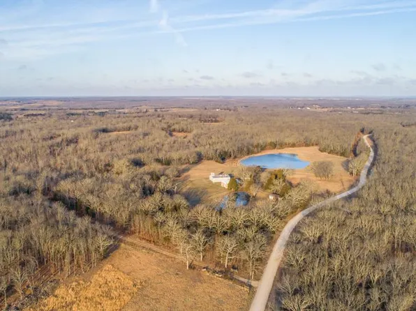 220 Valleyside Rd, Cherryville, MO 65446