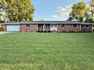 1001 Main St SE, Gravette, AR 72736