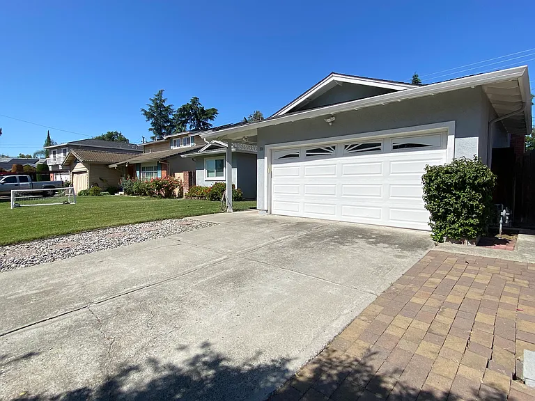 370 Colville Dr — Photo 42