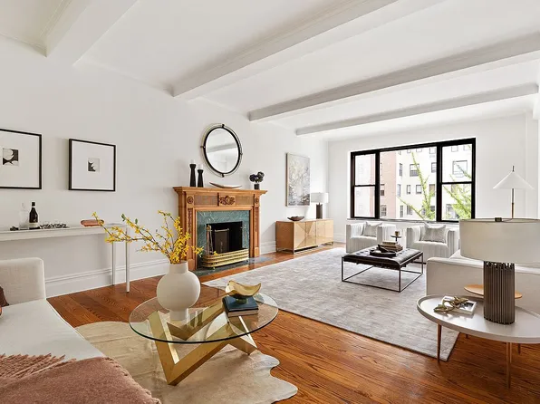 33 E 70th St #9D, New York, NY 10021