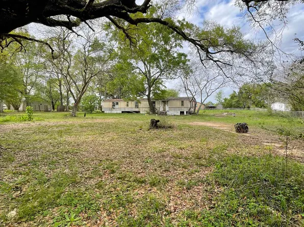 6458 Barnes Rd, Theodore, AL 36582