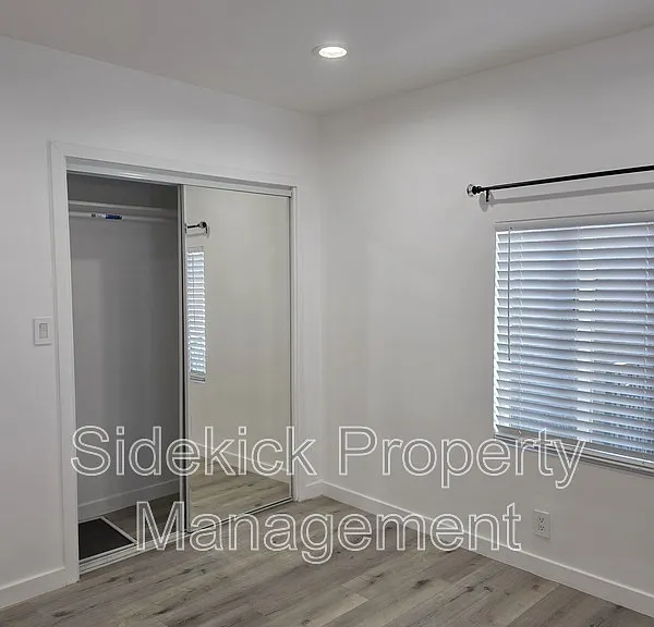 432 W Garfield Ave — Photo 17
