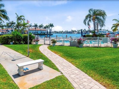 3216 SE 12th St APT 28, Pompano Beach, FL, 33062