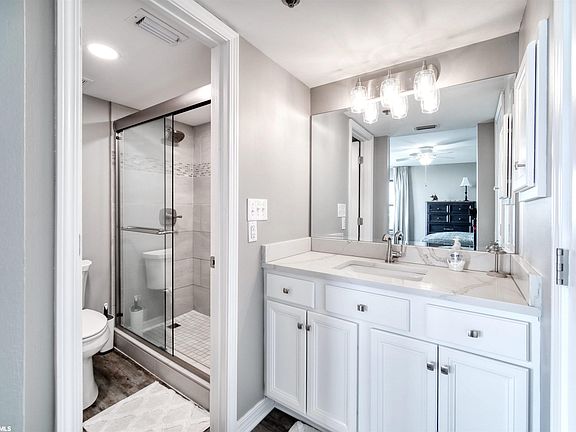 2nd image of 27100 Perdido Beach Blvd APT 611