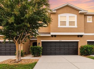 10716 Avery Park Dr, Riverview, FL 33578