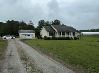 4210 Mulberry Rd, Warsaw, VA 22572