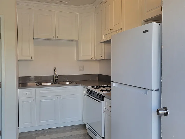 4930 Buffington Rd #B — Photo 2