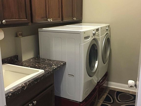 2nd image of 994 Kentucky Cir