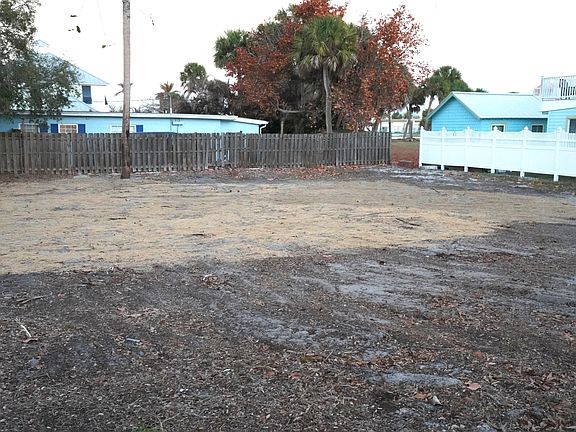 5th image of 109 Avenue D Avenue