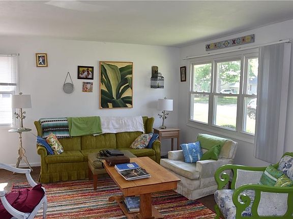 5th image of 219 Funston Ave