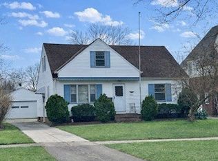 10801 Blossom Ave, Parma Heights, OH 44130