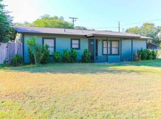 600 Paul Pl, Beeville, TX 78102