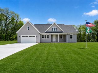 6313 Sweet Clover Hills Dr, Jonesville, MI 49250