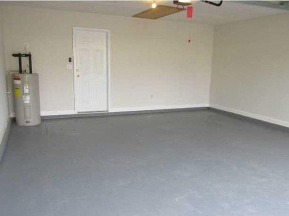 4th image of 141 Eastfield Dr