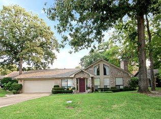 1208 Lovers Ln, Longview, TX 75604