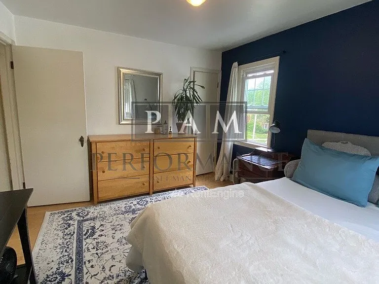 2922 S 48th St — Photo 22