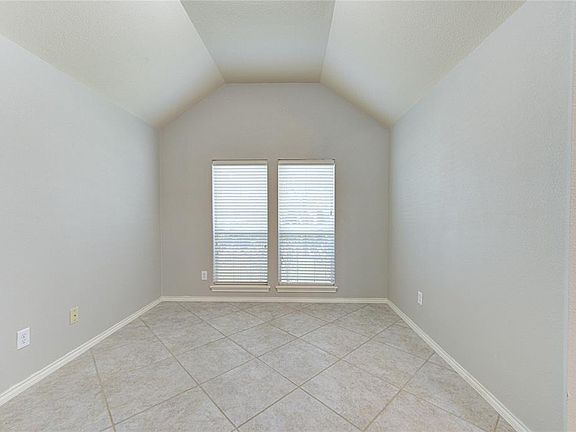 3rd image of 4602 Red Lake Ln