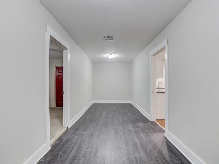20 N Tacoma Ave — Photo 13