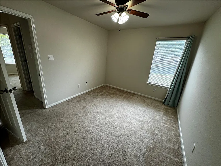 1600 Melissa Oaks Ln — Photo 16