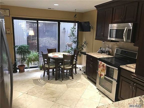 4th image of 259 Vista Dr
