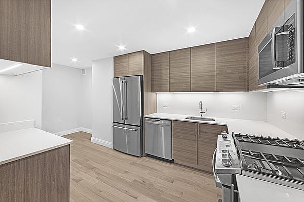 1st image of 210 W 89th St APT 2E