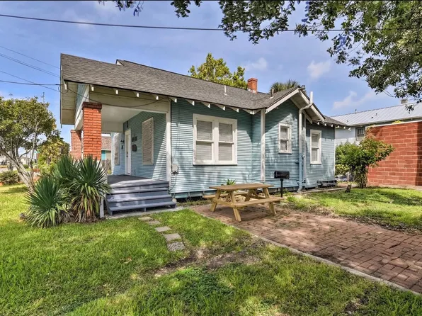 3928 Avenue S, Galveston, TX 77550